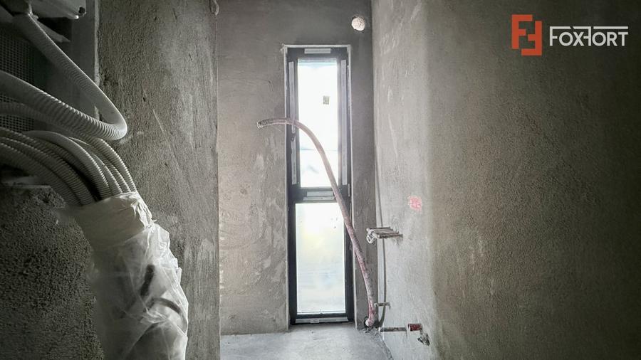 Duplex cu 5 camere cu Canalizare în Moșnița Nouă