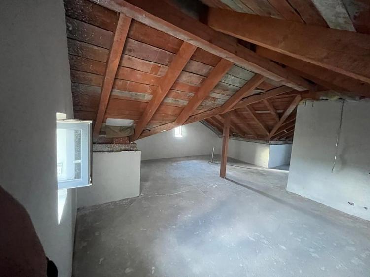 Duplex cu 5 camere cu Garaj în Feleacu