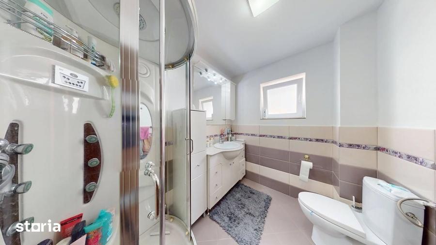 Apartament cu 3 camere decomandat în Șelimbăr