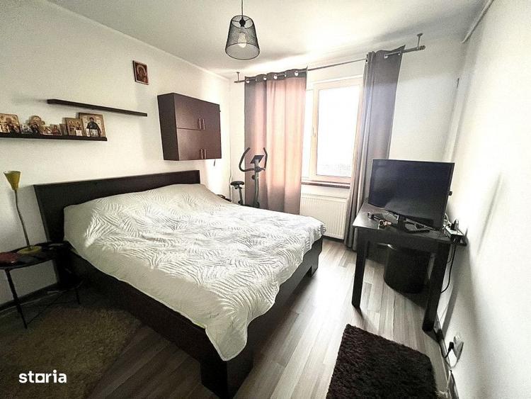 Apartament cu 3 camere decomandat în Central — fotografia 1