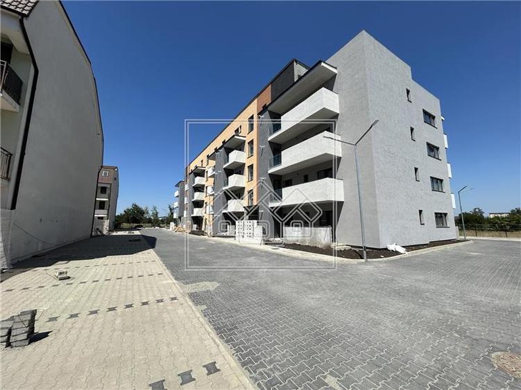 Apartament cu 3 camere nedecomandat în Țiglari