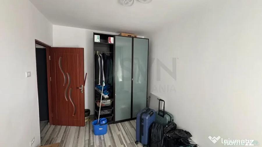 Apartament cu 3 camere decomandat în 1 Mai