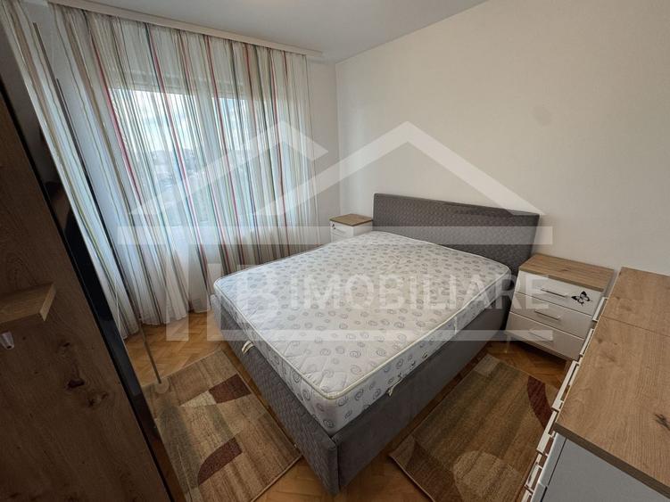 Apartament cu 2 camere decomandat în Pandurilor