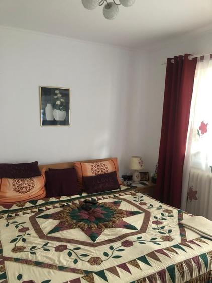 Apartament cu 3 camere decomandat în Exterior Sud