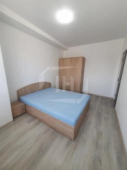 Apartament cu 3 camere semidecomandat în Iris