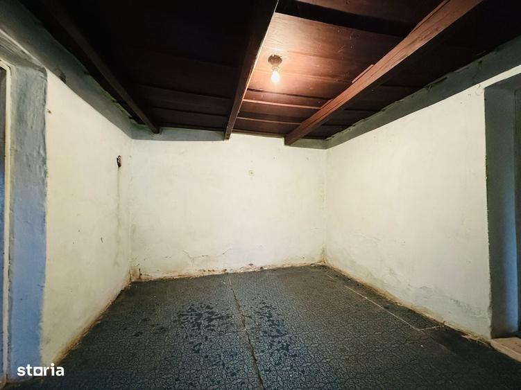 Casă cu 3 camere în Paleu