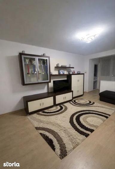 Apartament cu 2 camere decomandat în Mureșeni