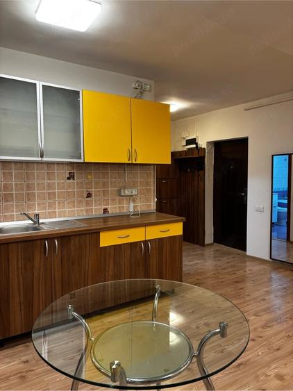 Apartament luminos 2 camere de inchiriat (parcare inclus ) - 1