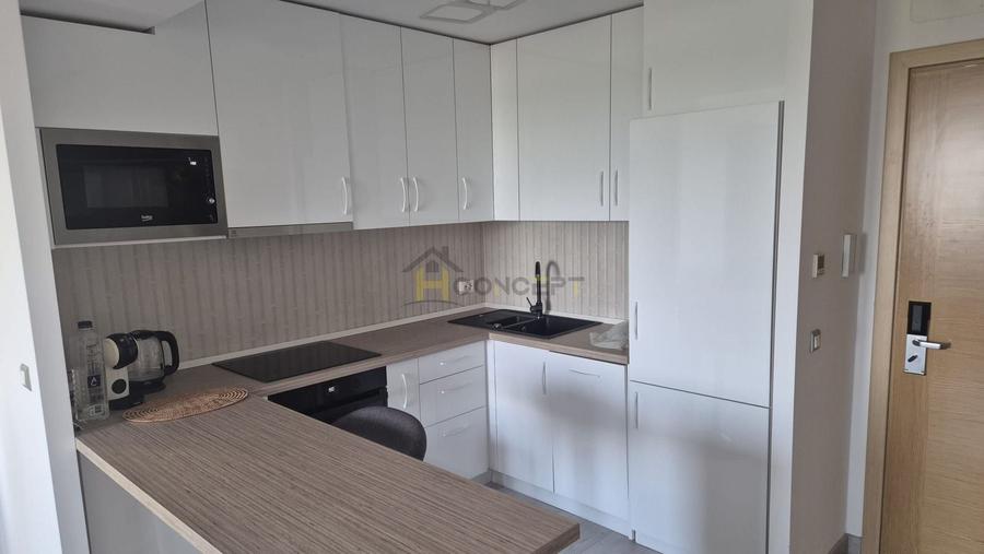 Apartament cu 2 camere semidecomandat, mobilat în Vitan-Bârzești