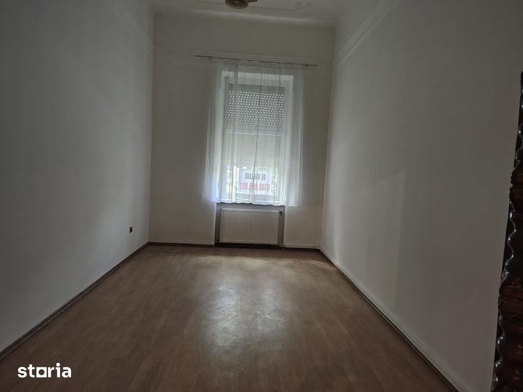Apartament cu 3 camere în Eminescu