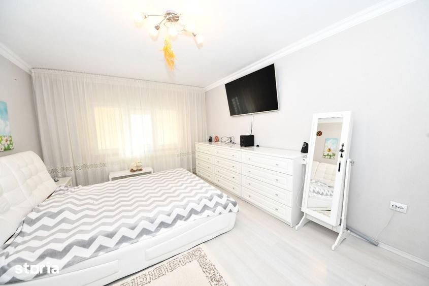 Apartament cu 3 camere decomandat în Central