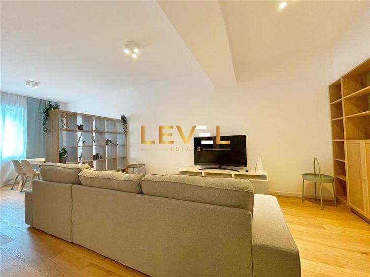 Apartament cu 3 camere decomandat, mobilat în Aviației