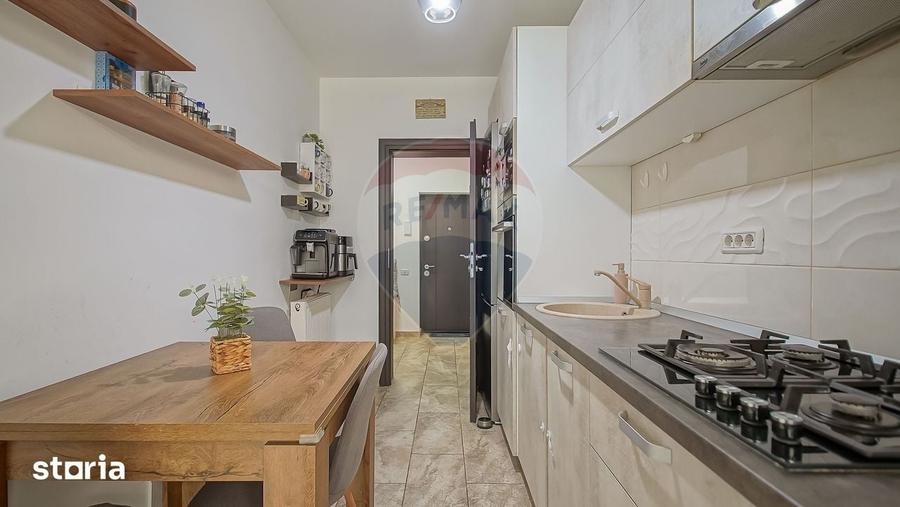 Apartament cu 2 camere decomandat în Sânpetru