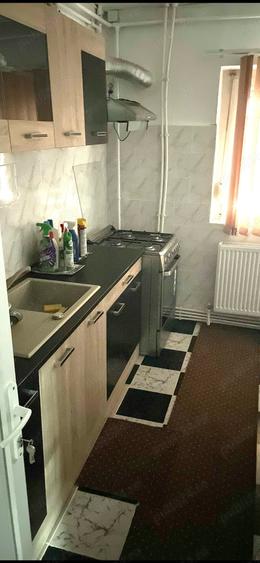 Apartament cu 2 camere decomandat în Broșteni