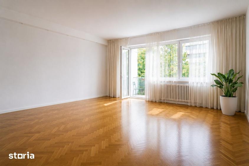Apartament cu 3 camere decomandat în Plopilor