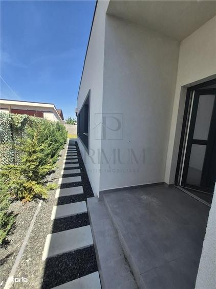 Duplex Despartit Prin Dressing - Parter - La Cheie - 17