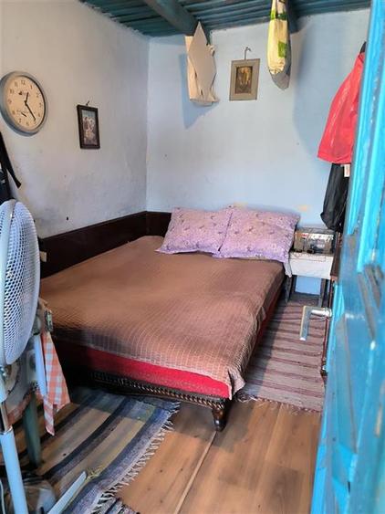 Casă cu 3 camere cu Canalizare în Novaci