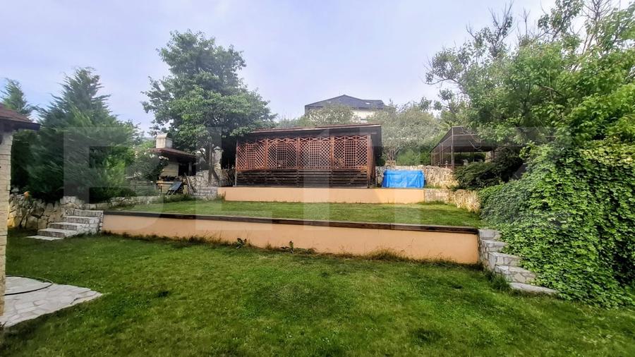 Casă individuală cu 6 camere cu Canalizare în Făget