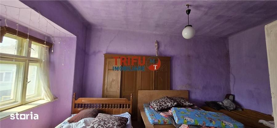 Casă cu 4 camere cu Teren 5000 Mp în Cricău