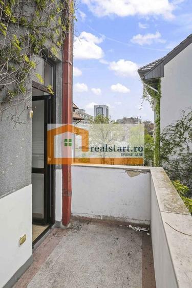 Apartament cu 5 camere circular în P-ța Romană