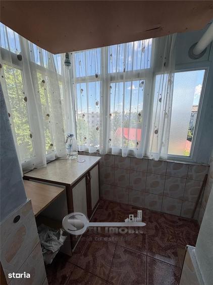 Apartament cu 2 camere decomandat în Nicolina