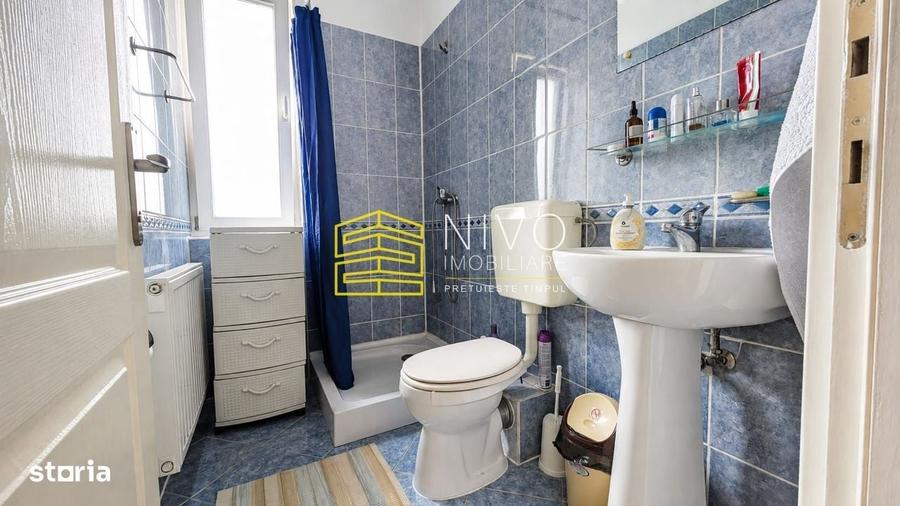 Casă cu 4 camere în Livezeni