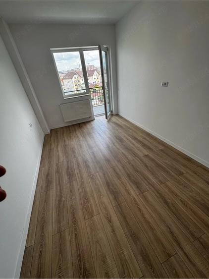Apartament Nou 3 camere Decomandat Zona Coresi - 9