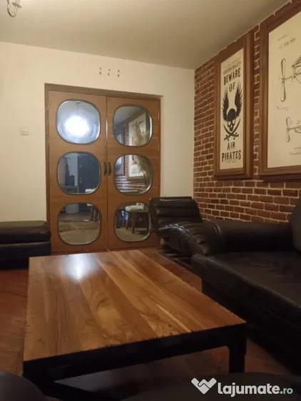 Apartament cu 4 camere decomandat în Titulescu