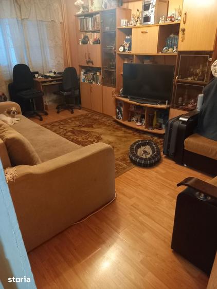 Apartament cu 3 camere în Rahova