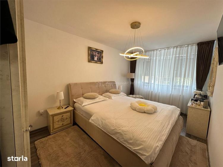 Apartament cu 3 camere decomandat în Sud