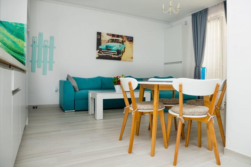 Apartament cu 2 camere decomandat, mobilat în Mamaia-Sat