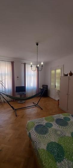 Apartament cu 2 camere nedecomandat în Central