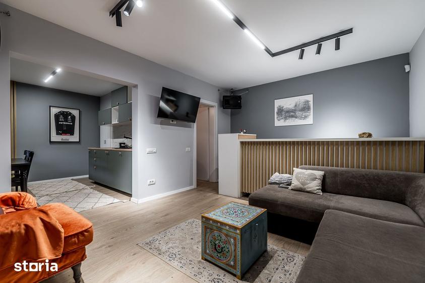 Casă cu 6 camere cu Teren 1015 Mp în Pârneava