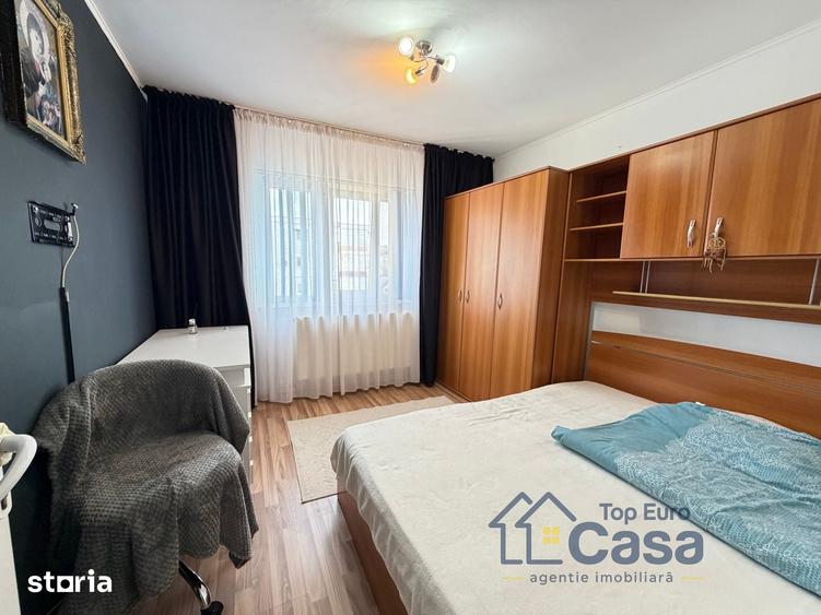 Apartament cu 2 camere decomandat în Central