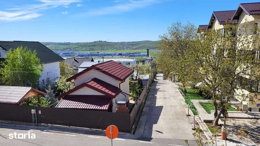 Apartament cu 3 camere decomandat în Valea Lupului
