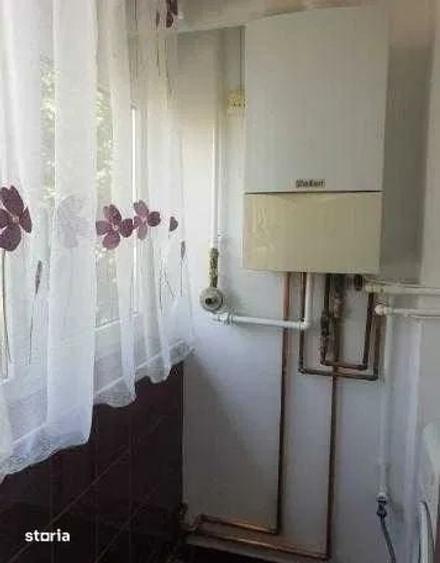 Apartament cu 2 camere decomandat în Rahova
