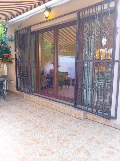 Casă individuală cu 5 camere cu Canalizare în Tei