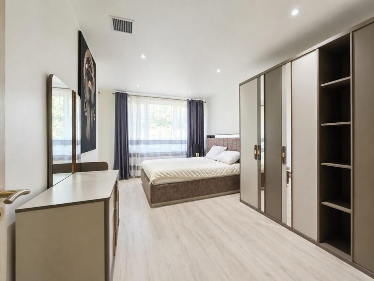 Duplex cu 5 camere cu Garaj în Tunari