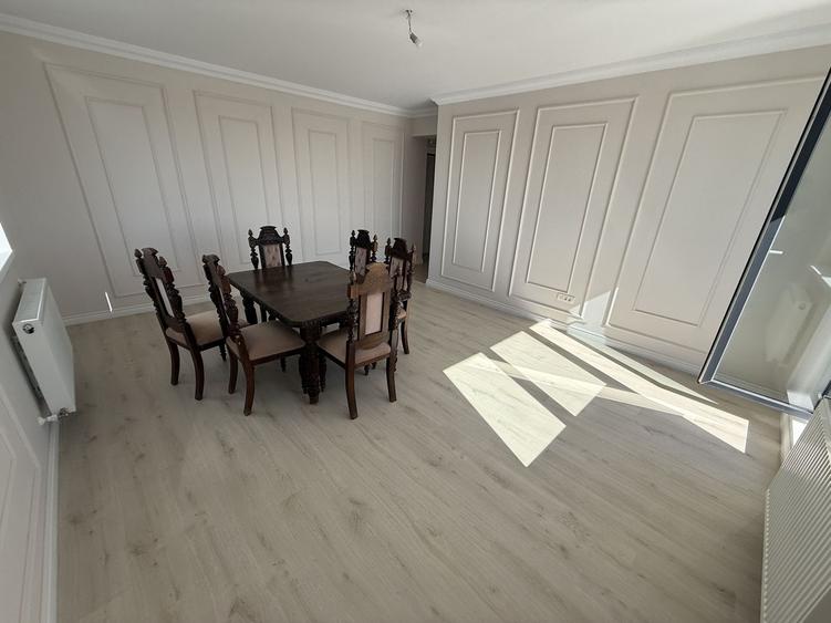 Apartament cu 3 camere decomandat în Colentina