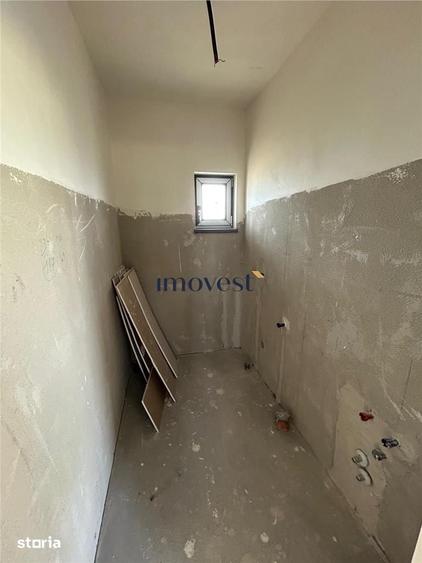 Casă cu 4 camere cu Teren 350 Mp în Odoreu