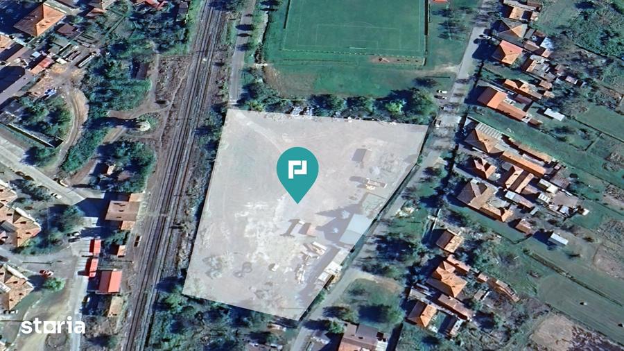 Teren de 8369 mp, în Margina