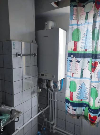 Apartament cu 3 camere decomandat în Decebal