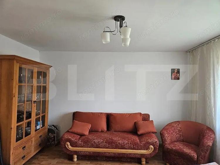 Casă cu 4 camere cu Teren 2432 Mp în Central