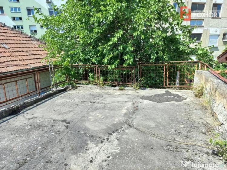 Casă cu 3 camere cu Teren 193 Mp în Take Ionescu