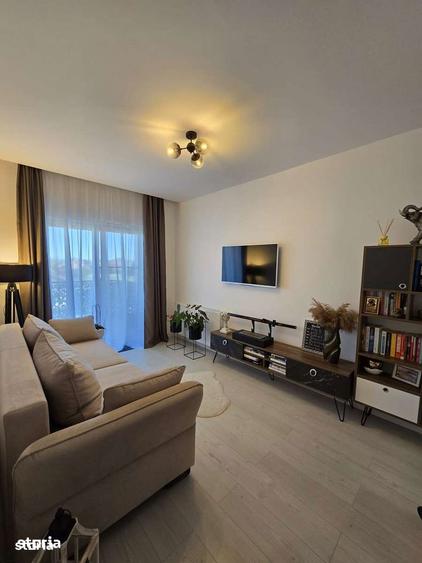 Apartament cu 4 camere decomandat în Unirii
