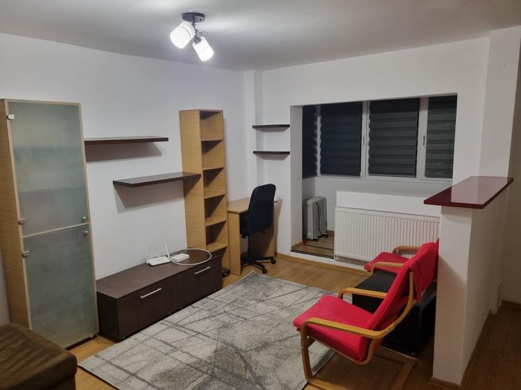 Garsonieră semidecomandată în Tineretului
