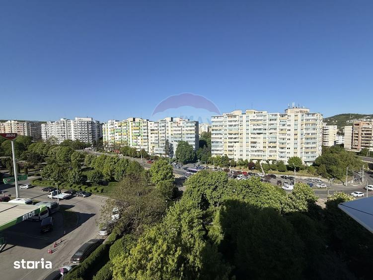 Apartament cu 2 camere decomandat în Plopilor