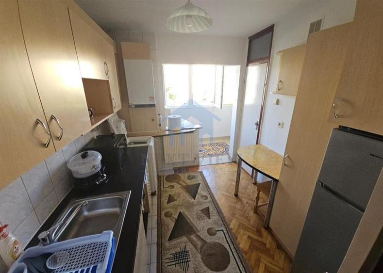Apartament cu 2 camere decomandat în Zorilor