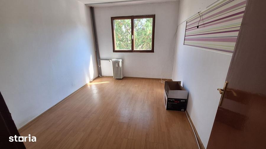 Apartament 3 camere de inchiriat in Vlaicu etaj 2 - 7
