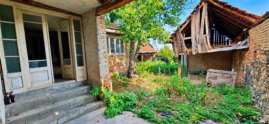 Casă individuală cu 3 camere cu Teren 569 Mp în Gârbovăț